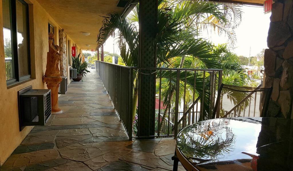 Lago Motor Inn Lake Worth Beach Dış mekan fotoğraf
